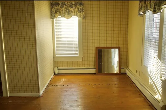 $350,000 | 1240 Northwest Nw Highway, Lowry City, MO 64763