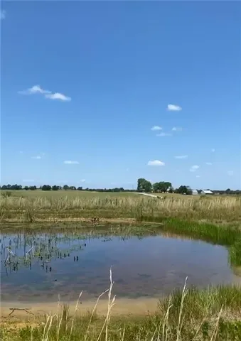 $350,000 | 1240 Northwest Nw Highway, Lowry City, MO 64763