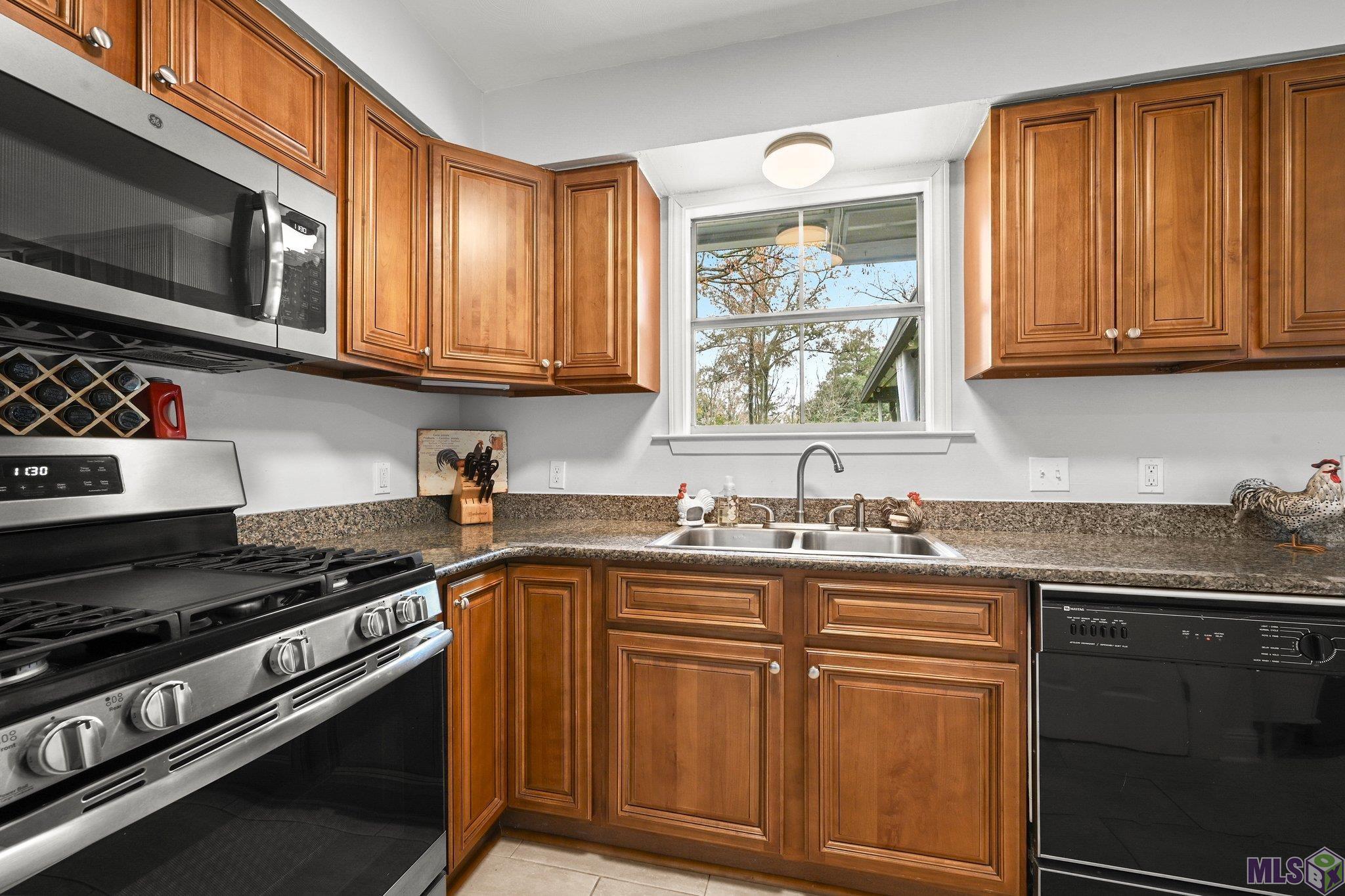 8730 Gail Drive Baton Rouge, LA 70809 - Photo 4 of 26 Gallery Image 4