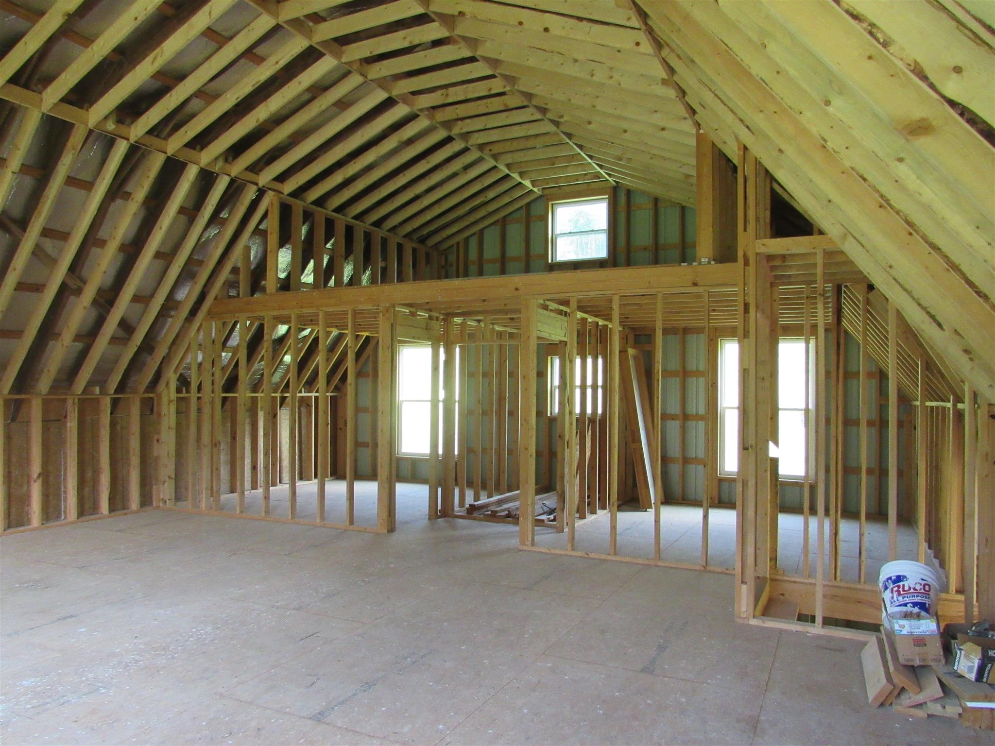 4580 Shannon Creek Road Goodspring, TN 38460 - Photo 16 of 25 a view of a building with stairs