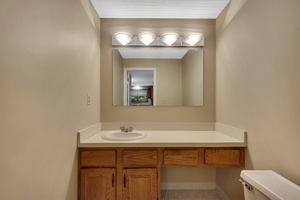 6 East Bluff Road, Unit 6 Ashland, MA 01721 - Photo 15 of 28