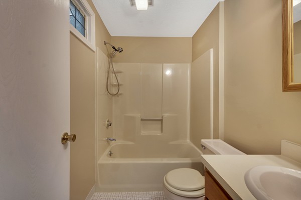 6 East Bluff Road, Unit 6 Ashland, MA 01721 - Photo 18 of 28