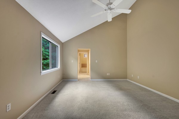 6 East Bluff Road, Unit 6 Ashland, MA 01721 - Photo 19 of 28