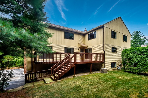 6 East Bluff Road, Unit 6 Ashland, MA 01721 - Photo 3 of 28