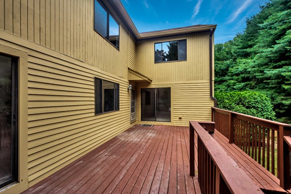 6 East Bluff Road, Unit 6 Ashland, MA 01721 - Photo 4 of 28