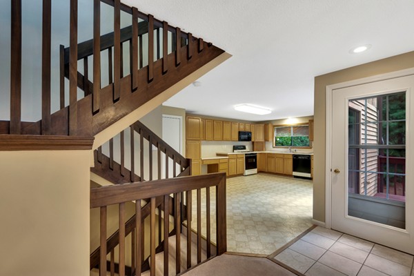 6 East Bluff Road, Unit 6 Ashland, MA 01721 - Photo 6 of 28