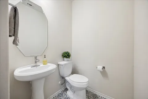 $435,000 | 4026 Delta Rose Street, Houston, TX 77018