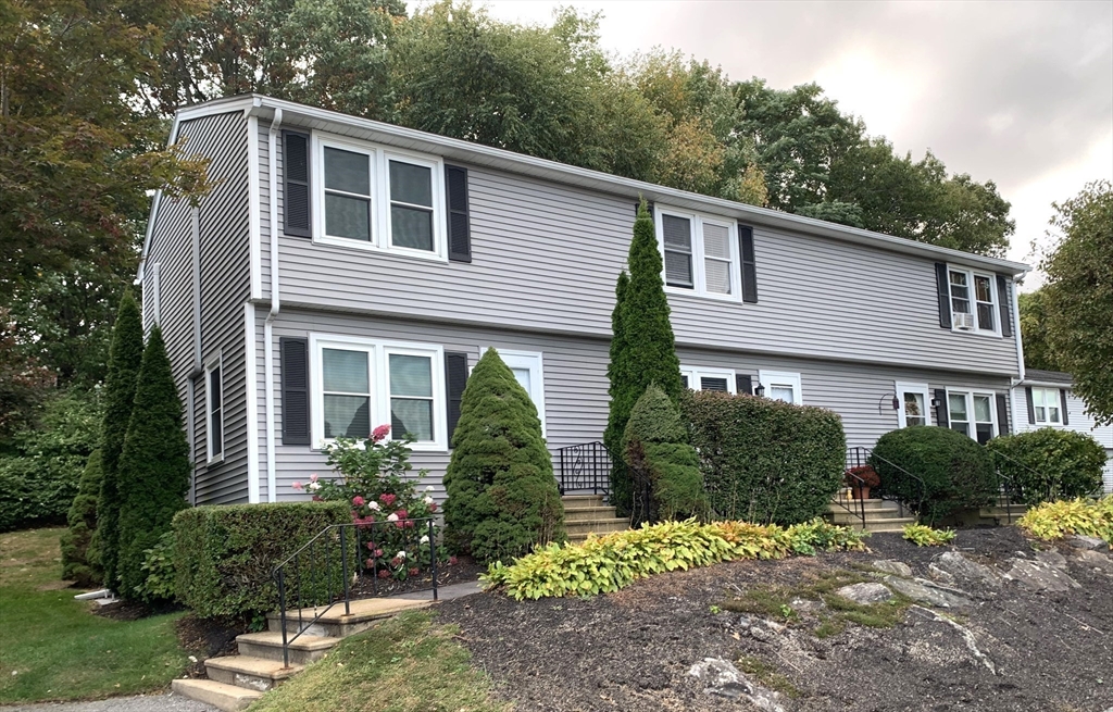 270 Sunderland Road, Unit 54 Worcester, MA 01604 - Photo 3 of 25 Gallery Image 3