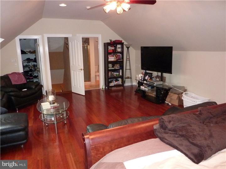28 Cove Road Moorestown, NJ 08057 - Photo 12 of 22