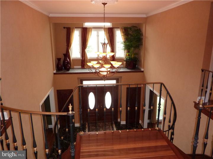 28 Cove Road Moorestown, NJ 08057 - Photo 3 of 22