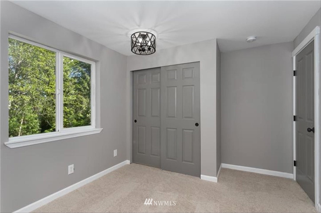 26406 Barrett Road Northeast Kingston, WA 98346 - Photo 18 of 25 Gallery Image 18