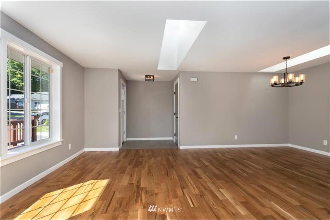 26406 Barrett Road Northeast Kingston, WA 98346 - Photo 7 of 25 Gallery Image 7