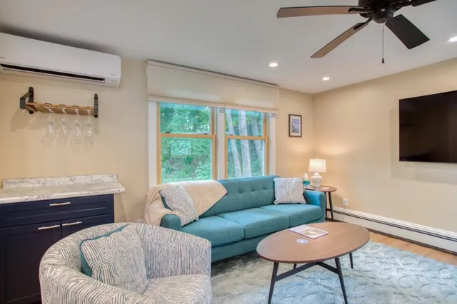 $1,395,000 | 66 Townsend Avenue, Boothbay Harbor, ME 04538