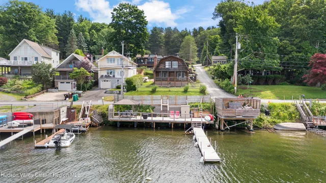 $839,000 | 407 Lakeview Road, Craryville, NY 12521