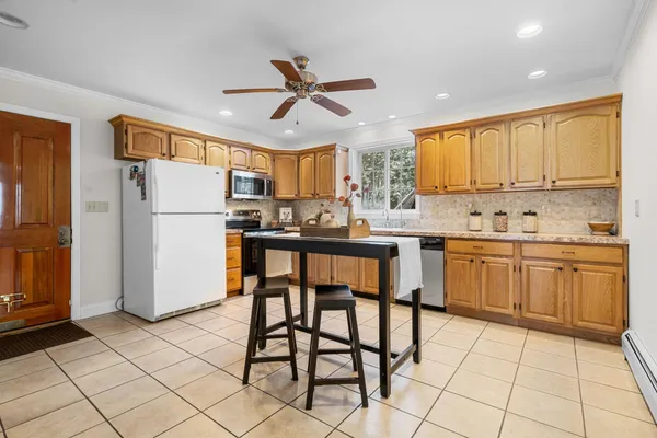 $600,000 | 1057 Old Turnpike Road, Salisbury, NH 03268