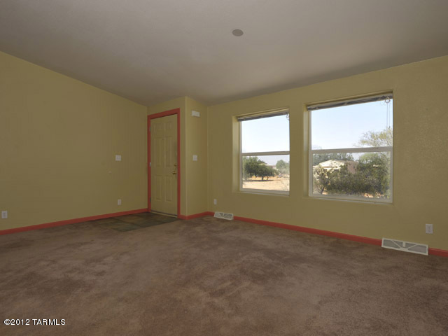13135 West Trail Dust Road Tucson, AZ 85743 - Photo 7 of 27