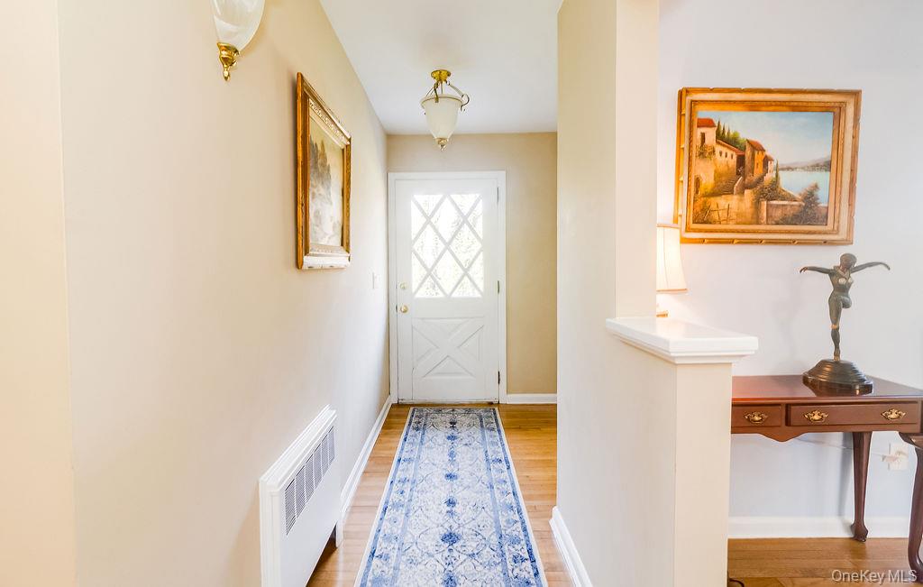 4 Conscience Bay Road Setauket, NY 11733 - Photo 3 of 26 Charming front door