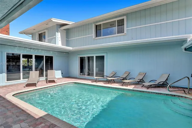 $1,200,000 | 1341 Southeast 7th Avenue, Pompano Beach, FL 33060