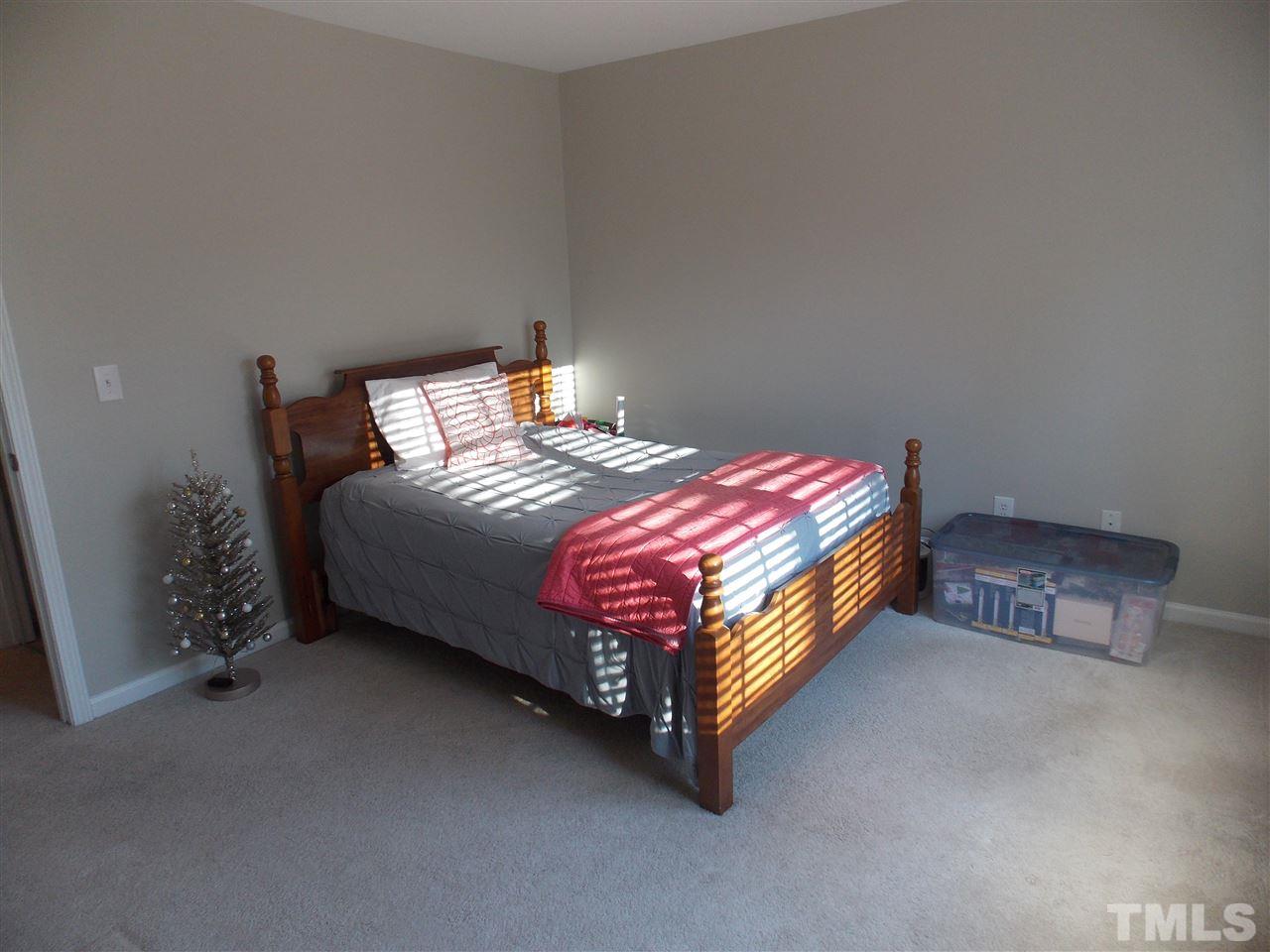 4553 Sugarbend Way Raleigh, NC 27606 - Photo 17 of 21 Gallery Image 17
