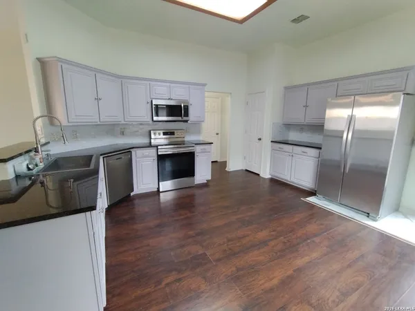 $1,750 | 9654 Emerald Place, San Antonio, TX 78245