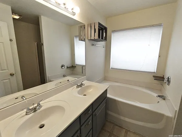 $1,750 | 9654 Emerald Place, San Antonio, TX 78245