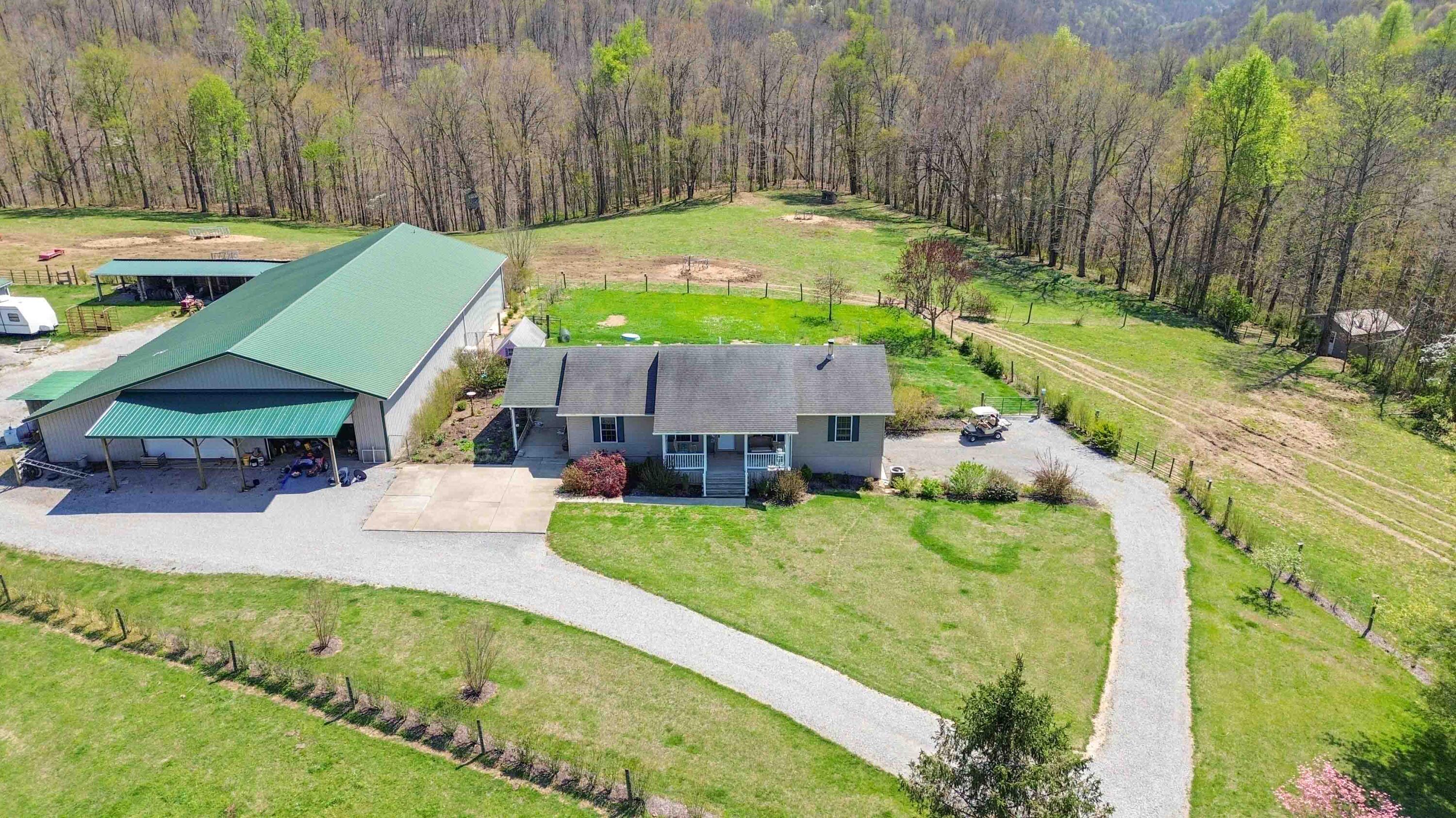 1461 Greasy Ridge Road Waynesburg, KY 40489 - Photo 6 of 40 009
