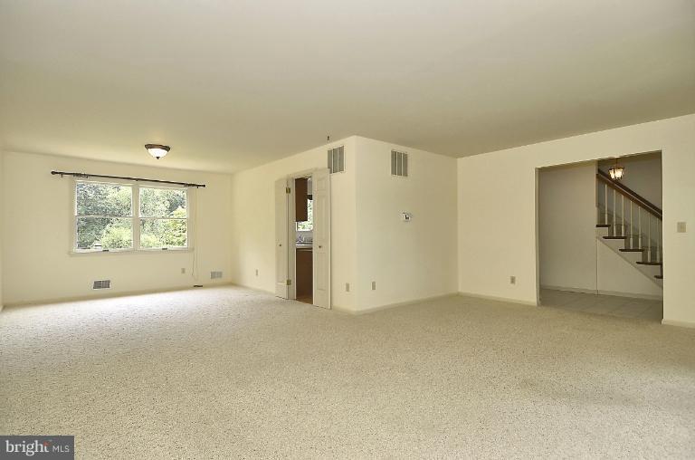 7483 Pindell School Road Fulton, MD 20759 - Photo 8 of 29 Overall view living room and dining room