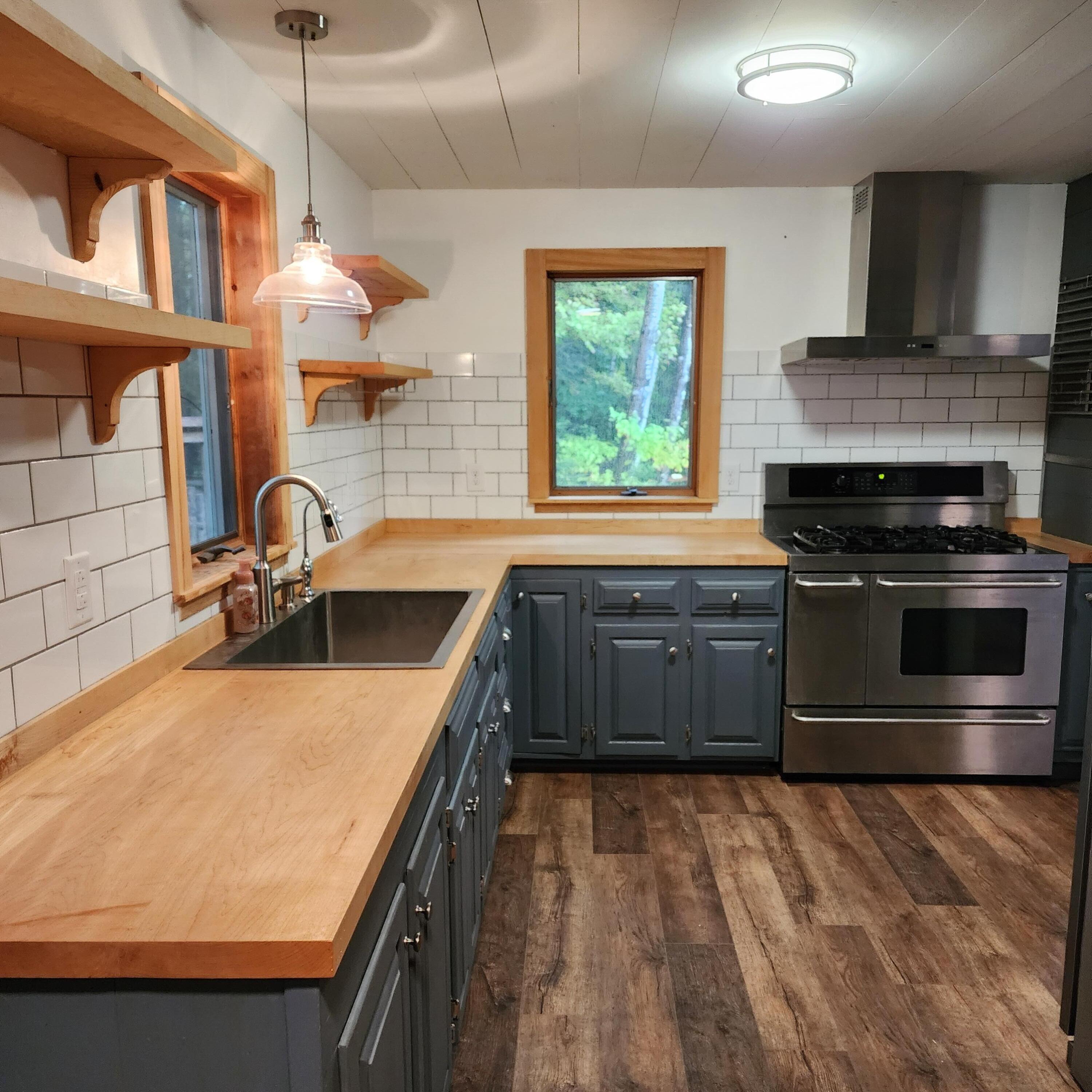 17 Frankfort Road Searsport, ME 04974 - Photo 3 of 60 2024-09-26 11.52.35