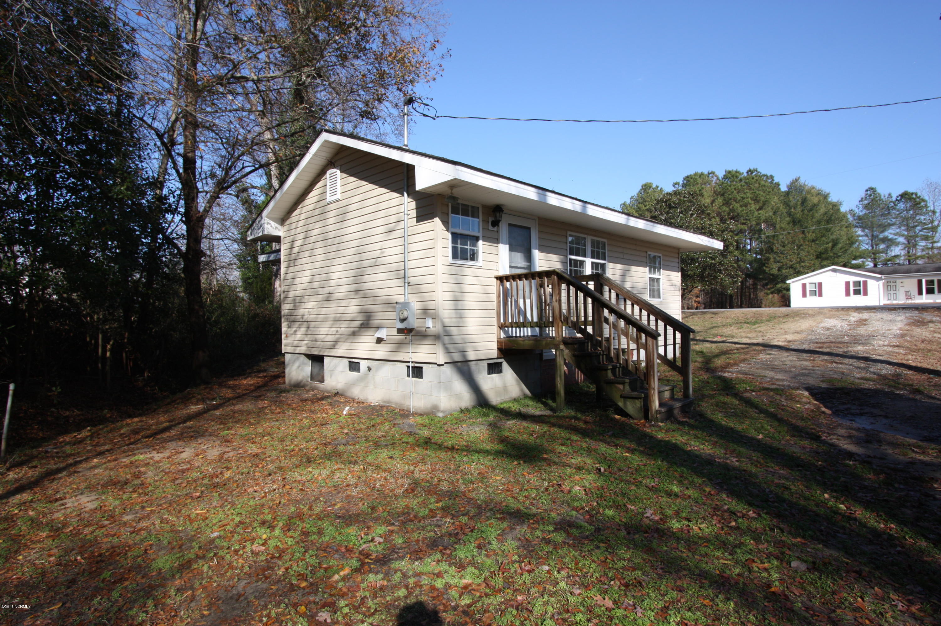 9992 South Chicken Road Fairmont, NC 28340 - Photo 6 of 18 IMG_4590