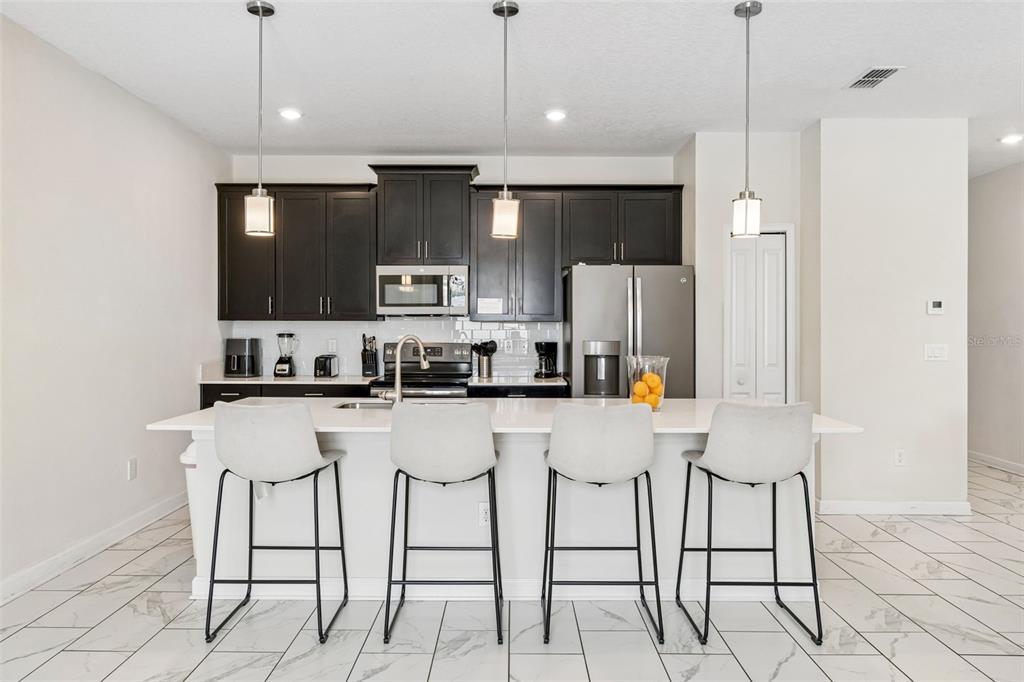 4833 Romeo Circle Kissimmee, FL 34746 - Photo 9 of 54 Gallery Image 9