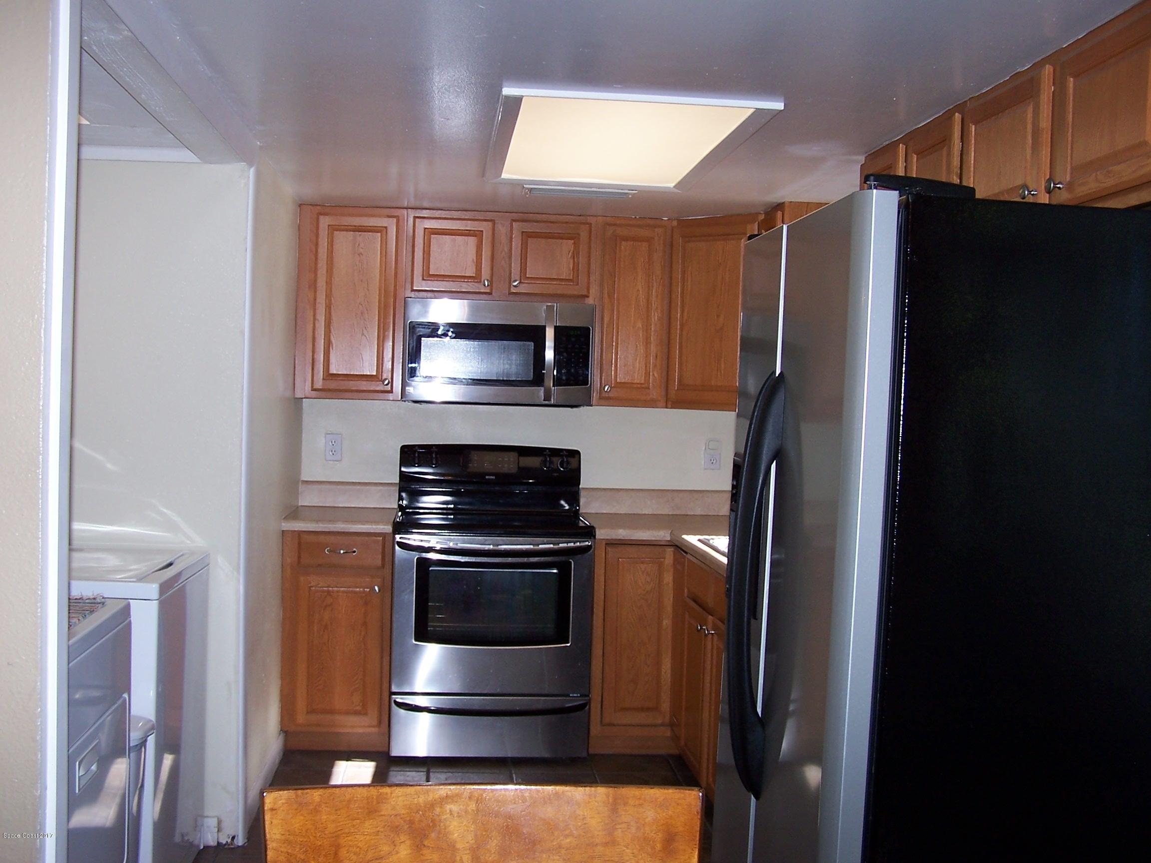 6383 Hudson Rd 001