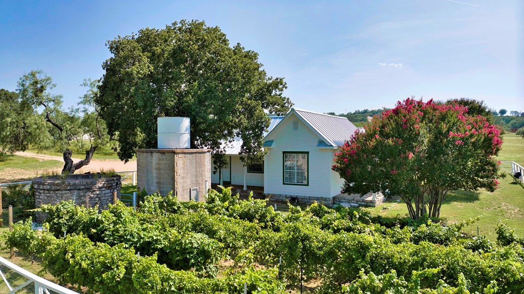 754 Ischar Street Mason, TX 76856 - Photo 7 of 38