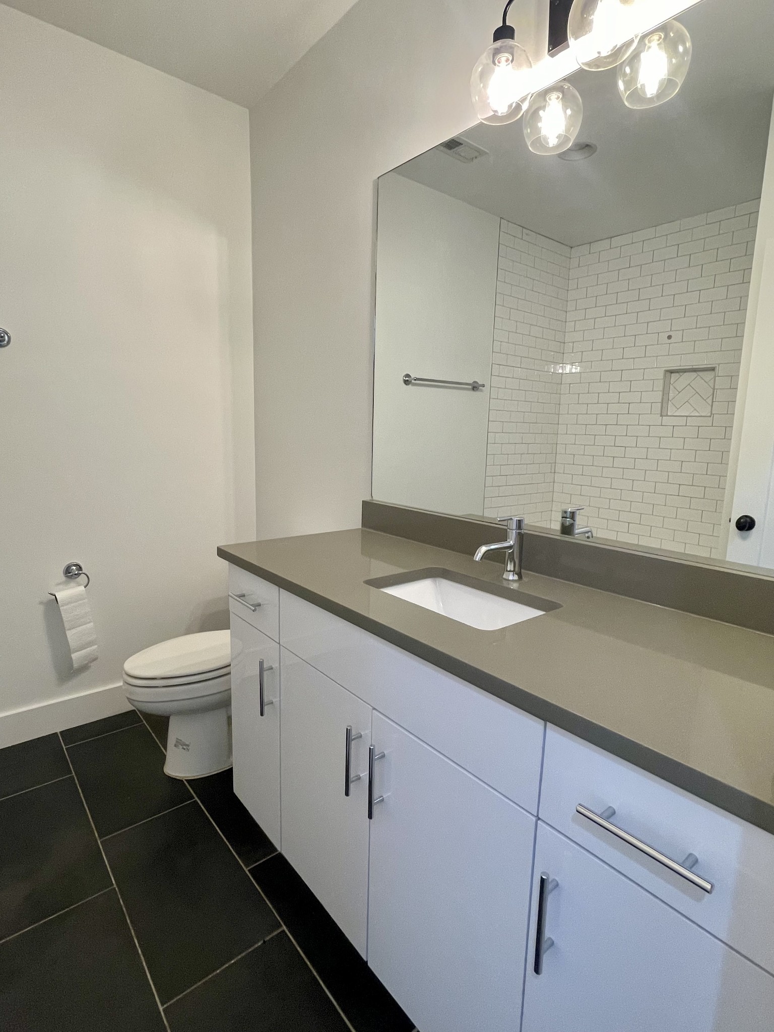 233 Riverside Drive Nashville, TN 37206 - Photo 13 of 23