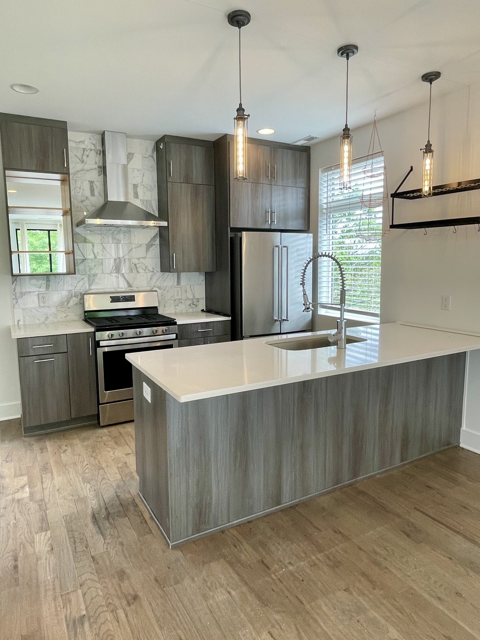 233 Riverside Drive Nashville, TN 37206 - Photo 6 of 23