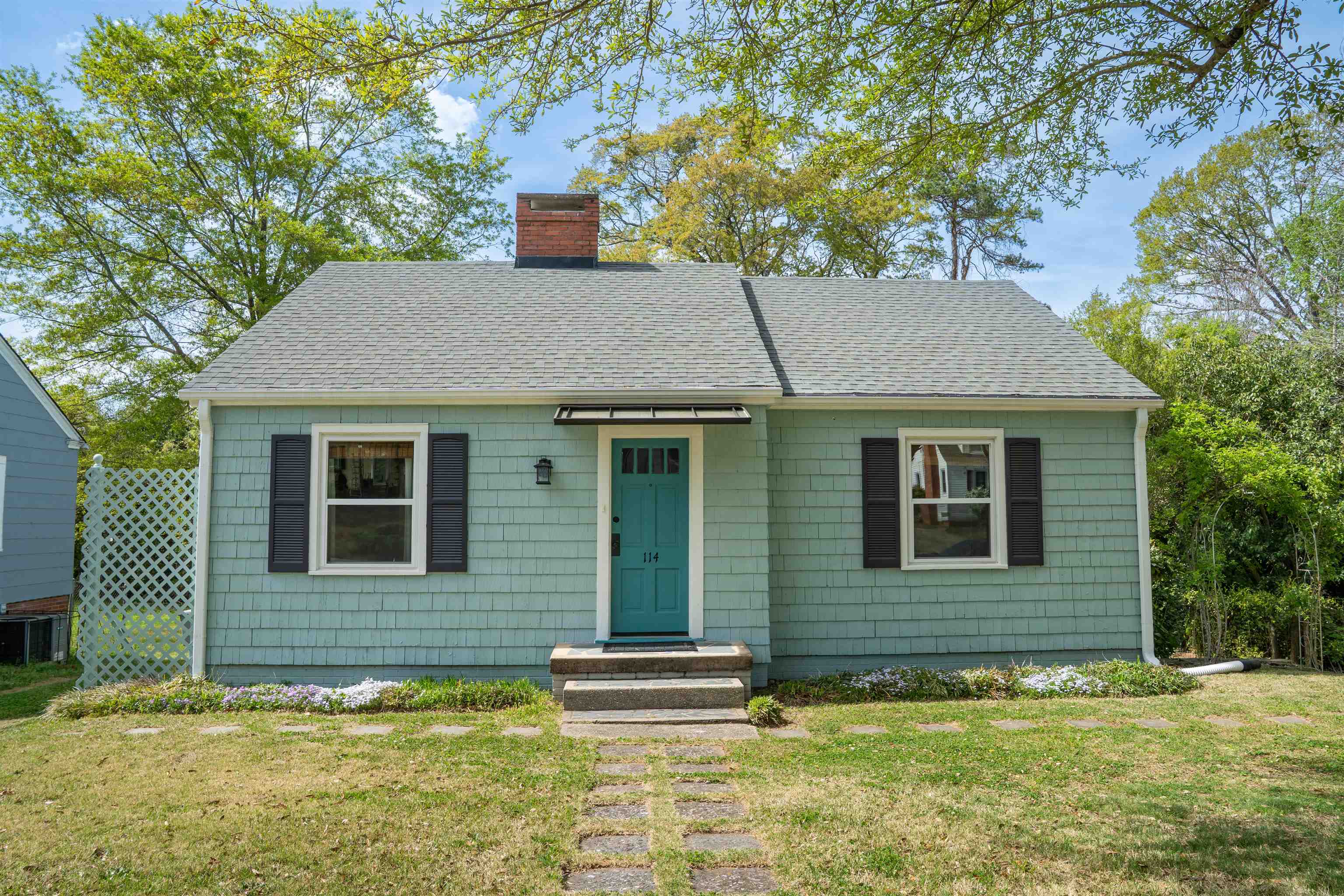 114 White Oak Road Spartanburg, SC 29301 - Photo 1 of 46