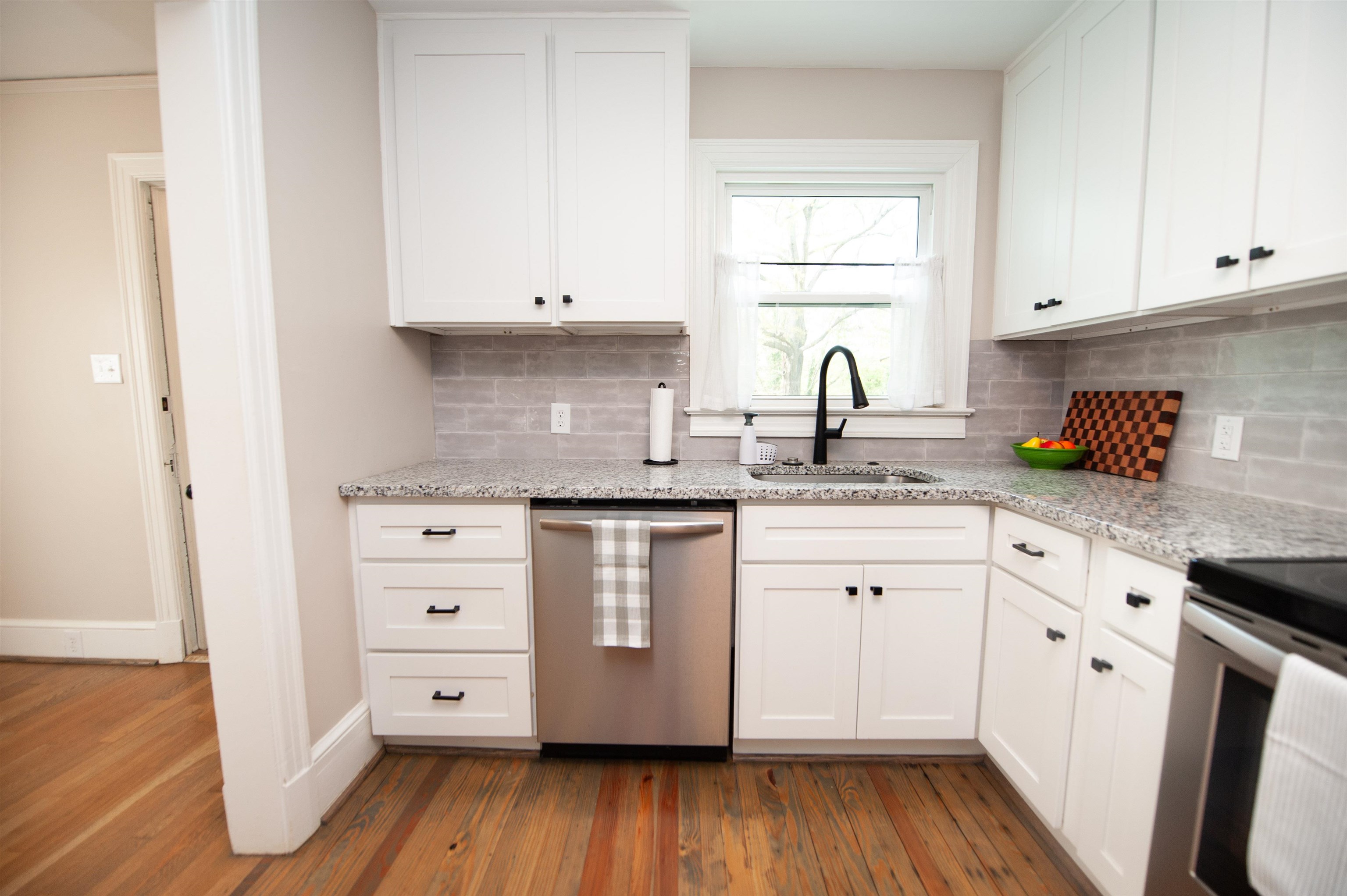 114 White Oak Road Spartanburg, SC 29301 - Photo 14 of 46