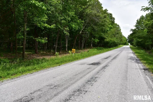 $40,370 | 3 Battleford Road, Stonefort, IL 62987