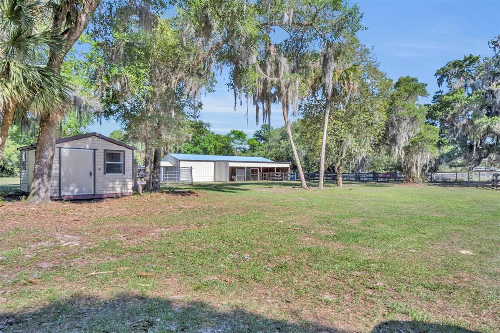 495 1st Street Geneva, FL 32732 - Photo 30 of 41