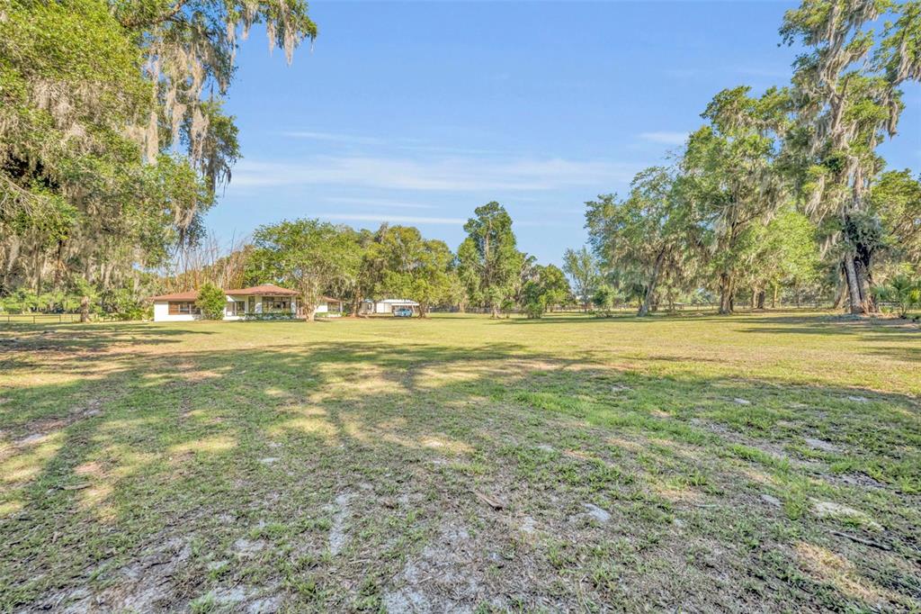 495 1st Street Geneva, FL 32732 - Photo 34 of 41
