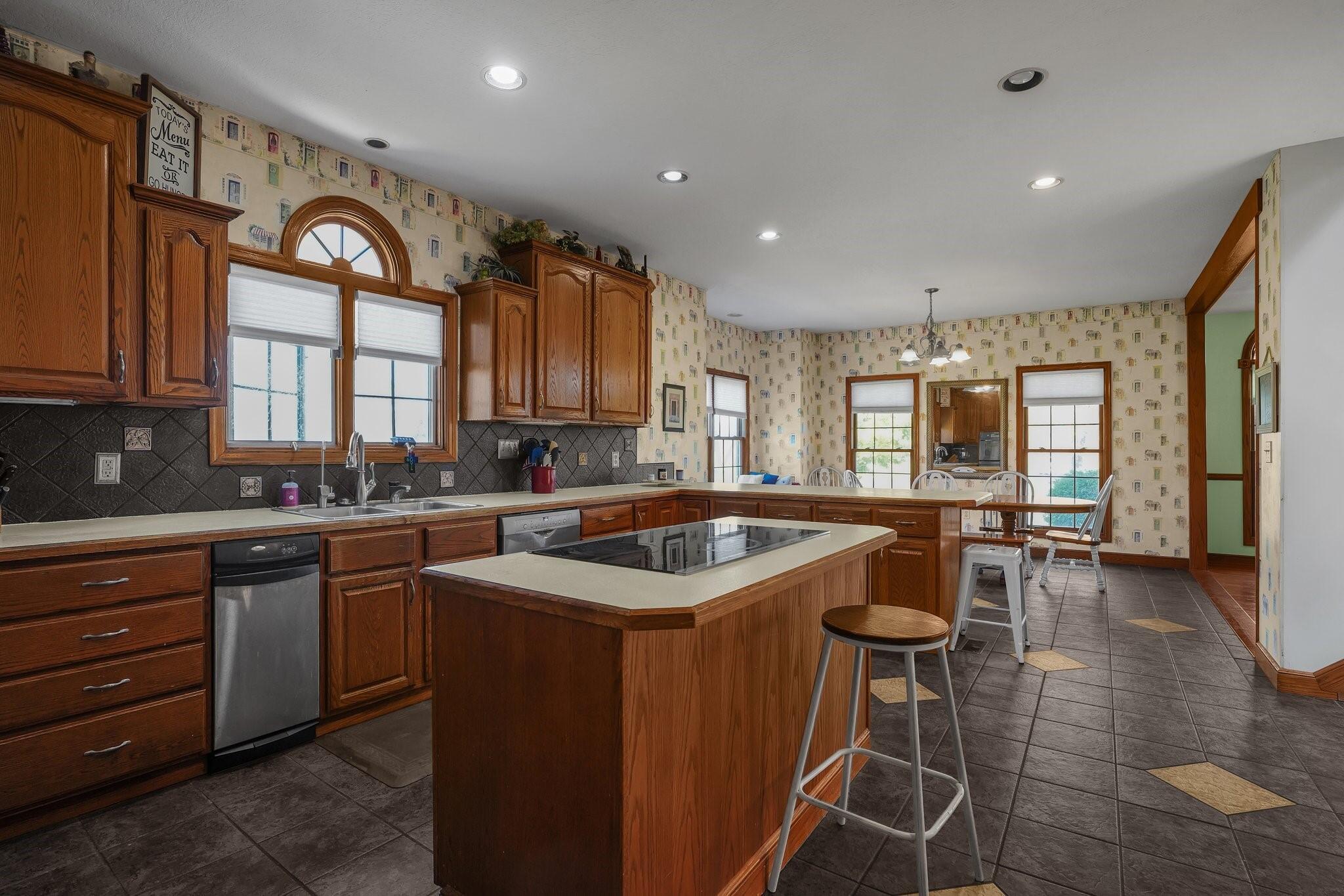 2025 Grewell Road London, OH 43140 - Photo 14 of 35 cooktop in island