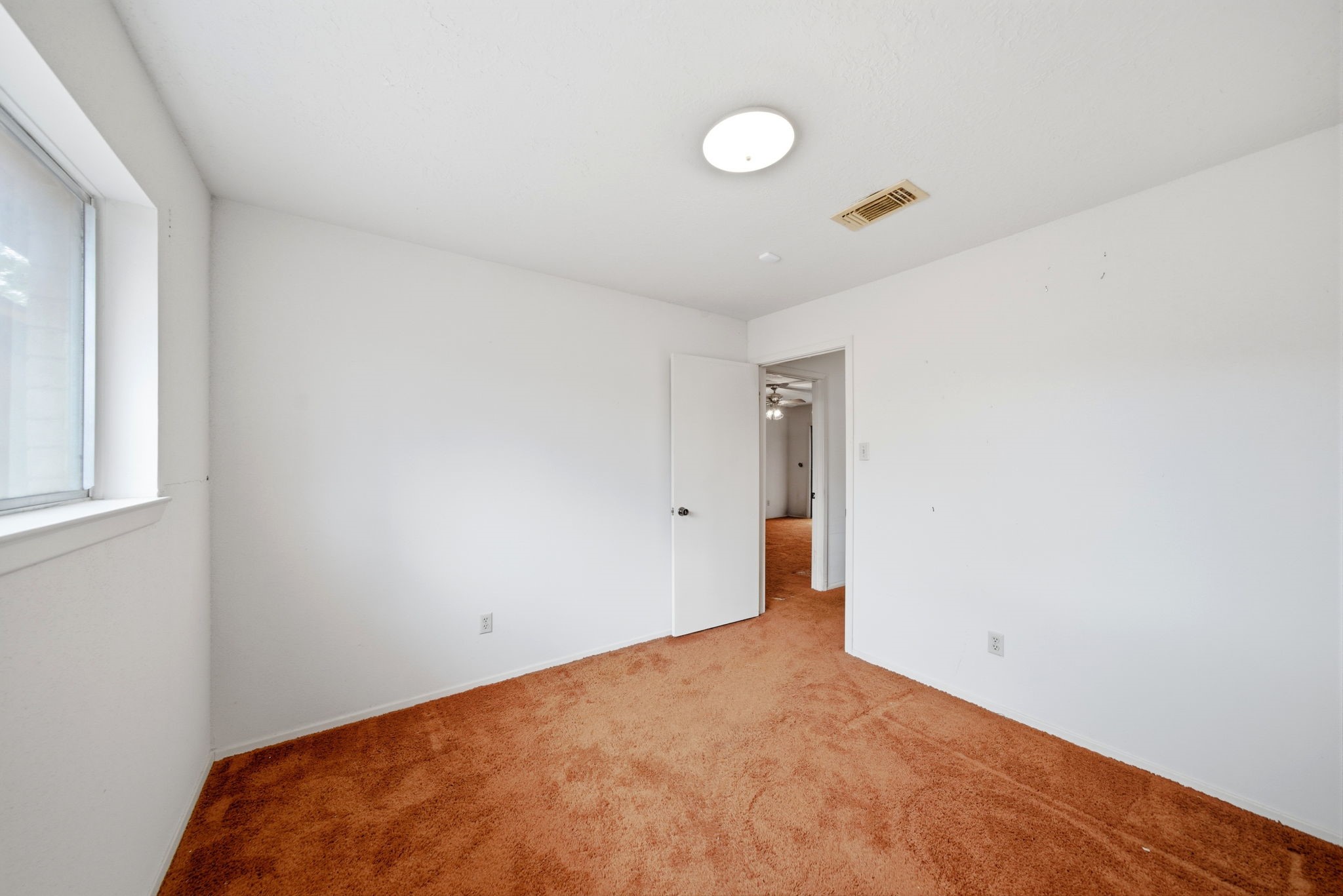 5822 Skewen Street Humble, TX 77346 - Photo 21 of 29 Secondary bedroom