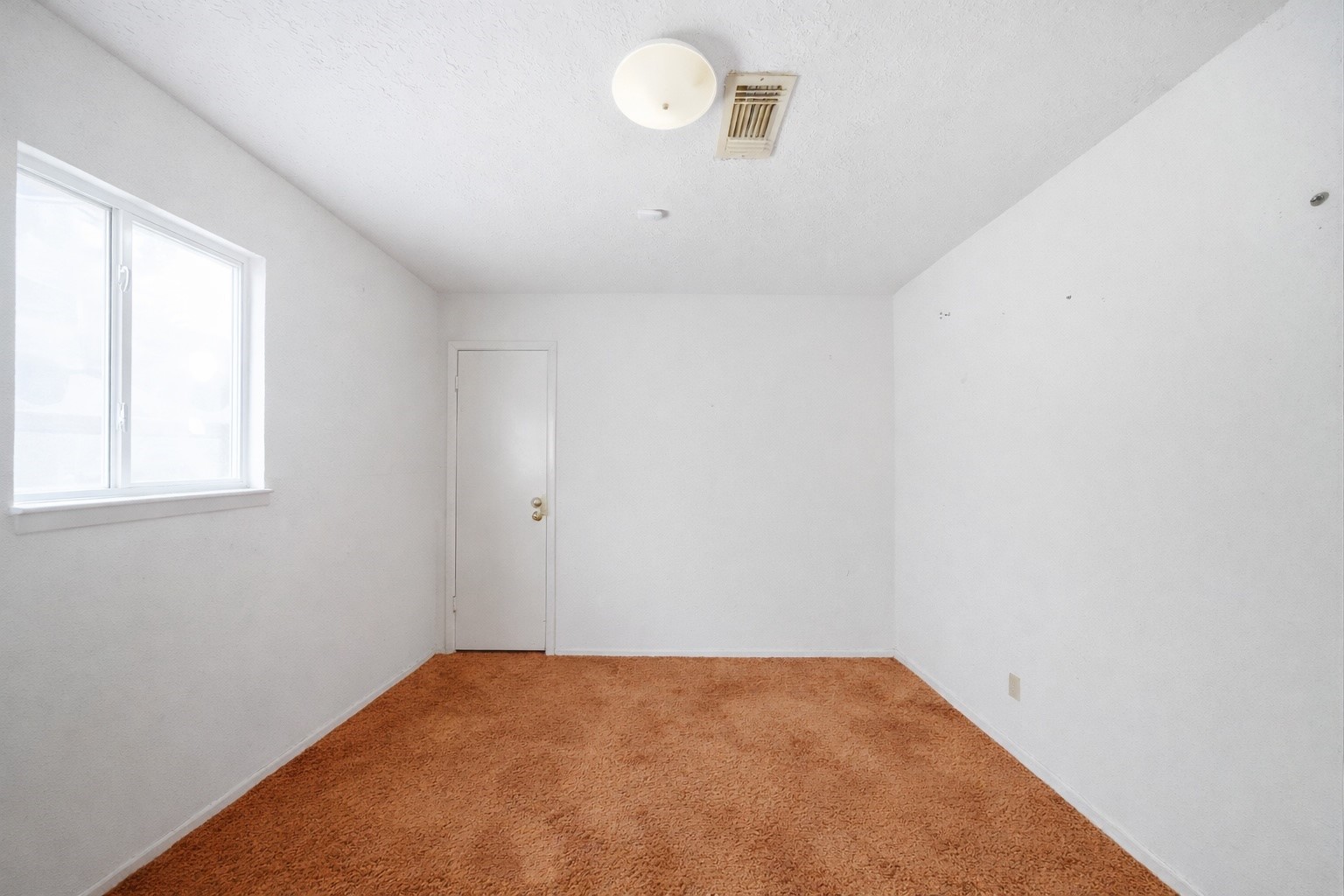5822 Skewen Street Humble, TX 77346 - Photo 23 of 29 Secondary bedroom
