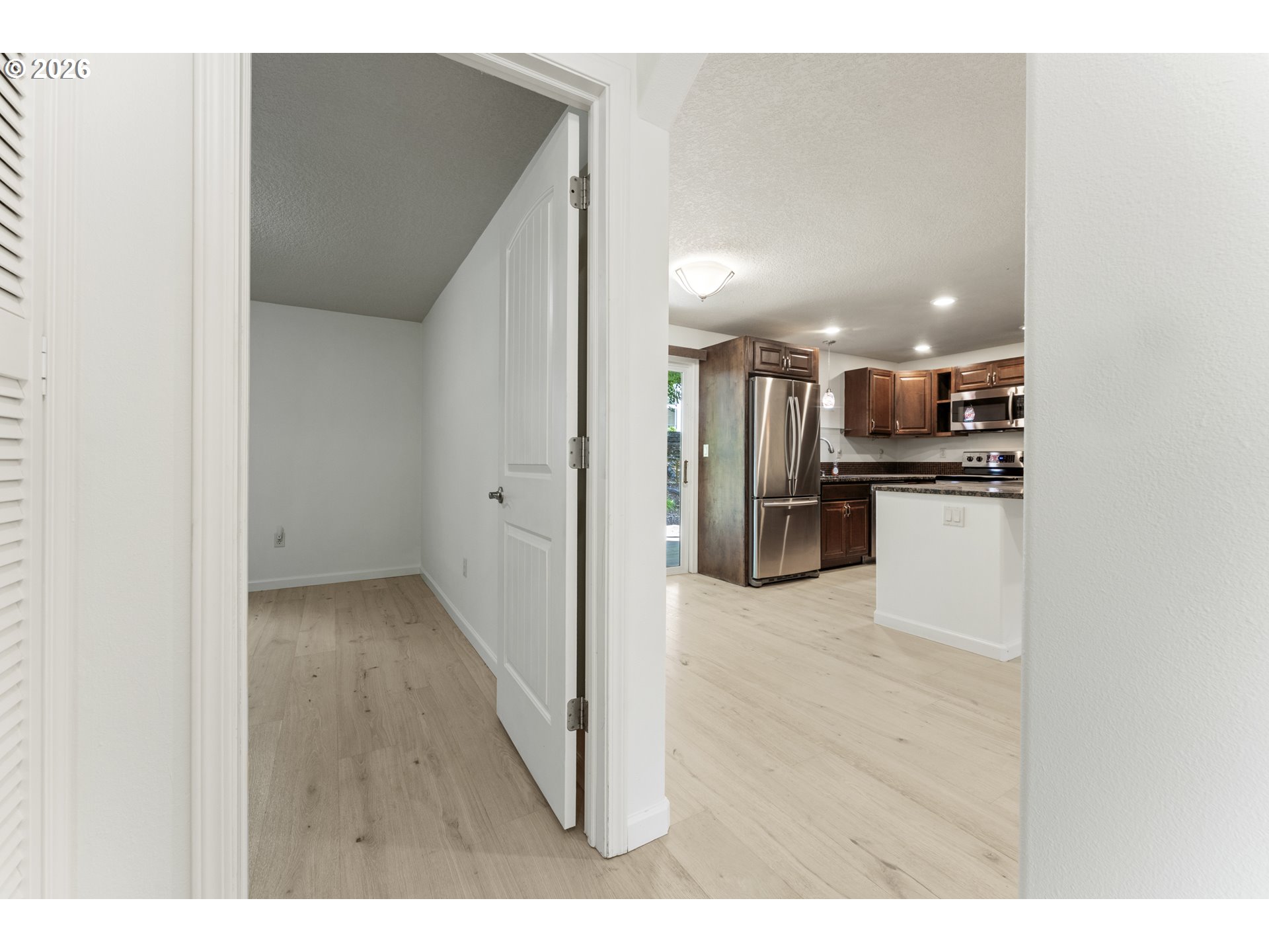 159 Southwest Florence Avenue, Unit 45 Gresham, OR 97080 - Photo 4 of 23