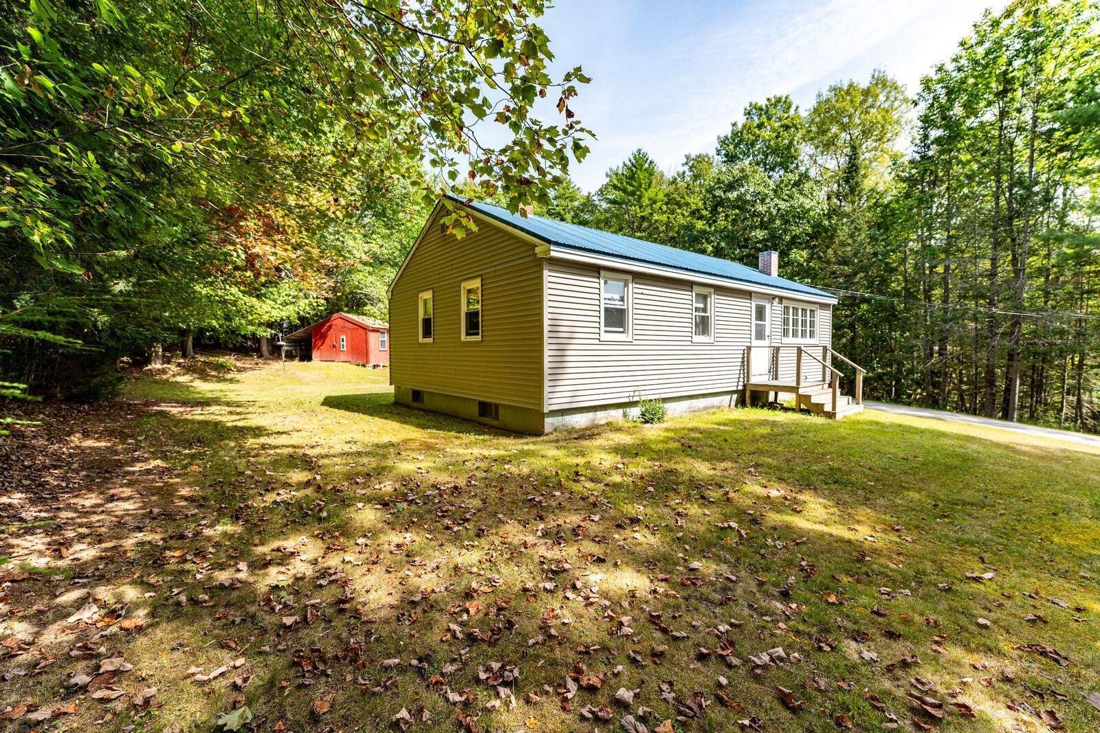 31 Sequoia Drive Freeport, ME 04032 - Photo 17 of 18 31 Sequoia side angle