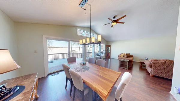 $637,000 | 7175 Highway 71 Northeast, Willmar, MN 56201