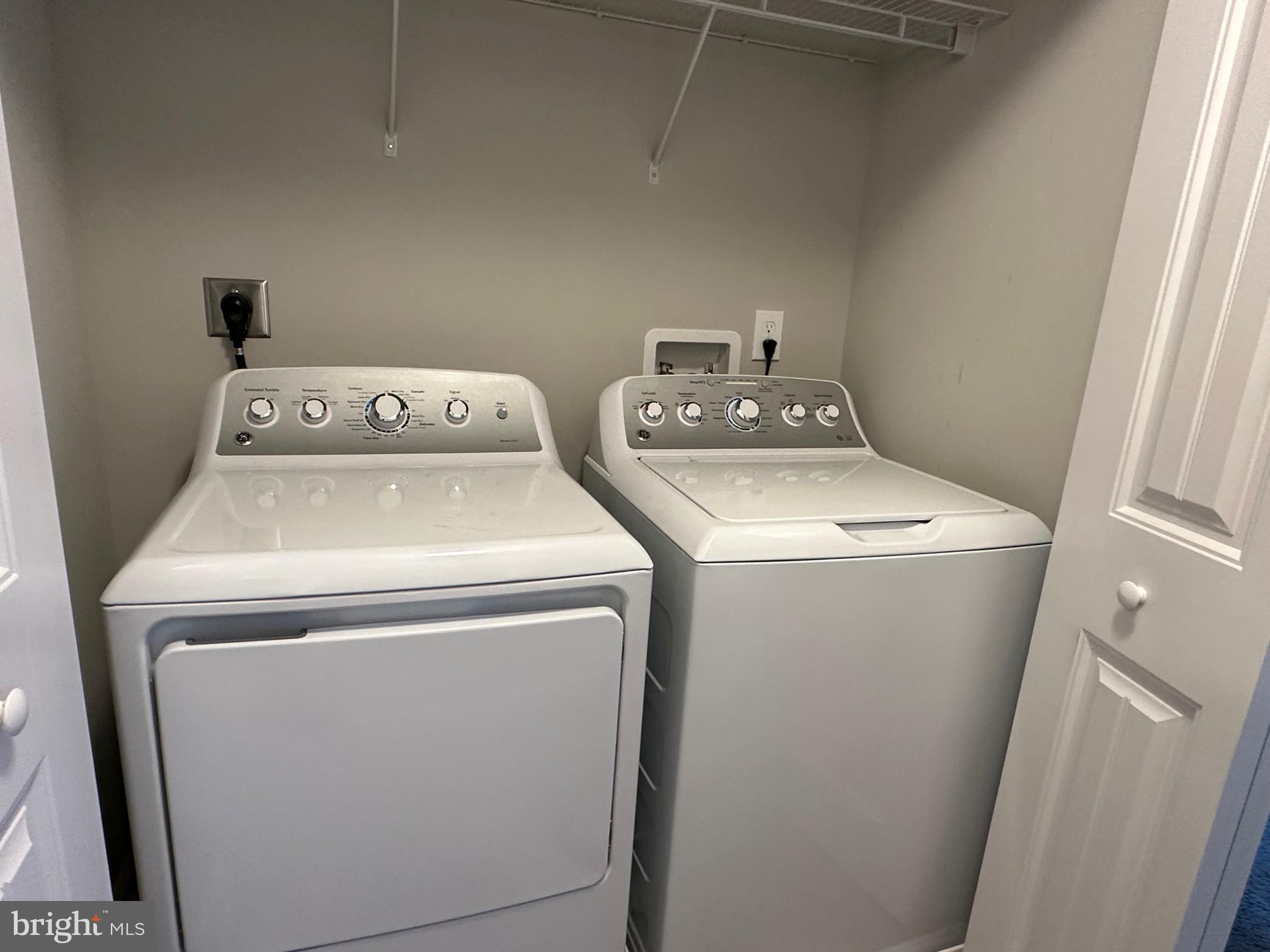 34 Overlook Dr. Hanover, PA 17331 - Photo 11 of 26 Laundry closet