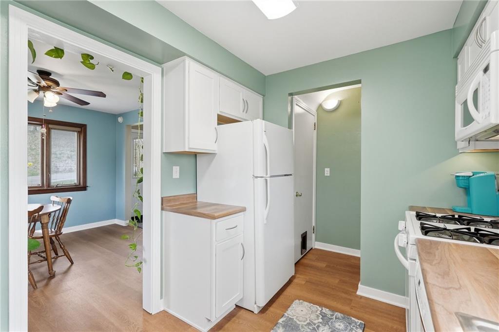 3905 Mt Troy Road Pittsburgh, PA 15212 - Photo 12 of 33