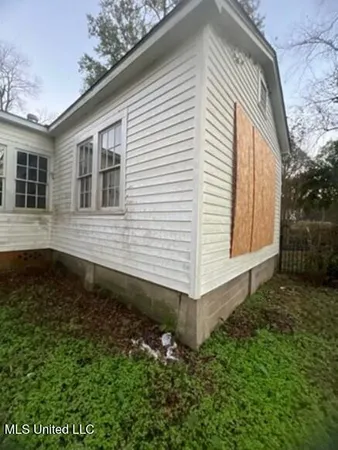 $79,900 | 305 North Pearl Street, Carthage, MS 39051