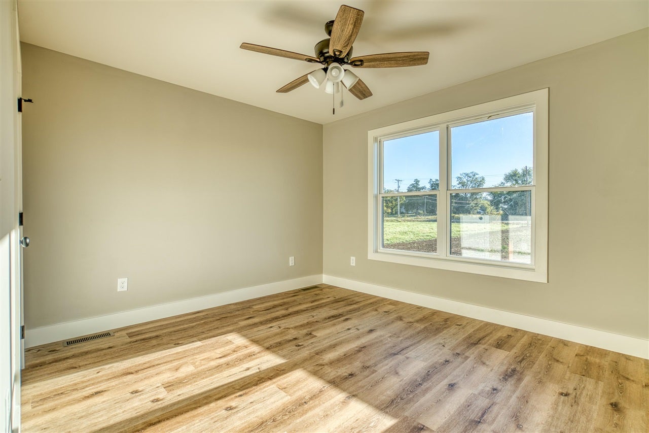 2345 Mt Sharon Road Sharon Grove, KY 42280 - Photo 21 of 35 Gallery Image 21