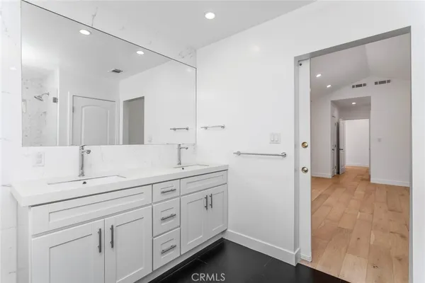 $9,500 | 1444 Stearns Drive, Los Angeles, CA 90035